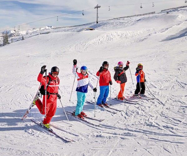Spiel und Spaß um Fortgeschrittenenkurs der Skischule Kleinarl